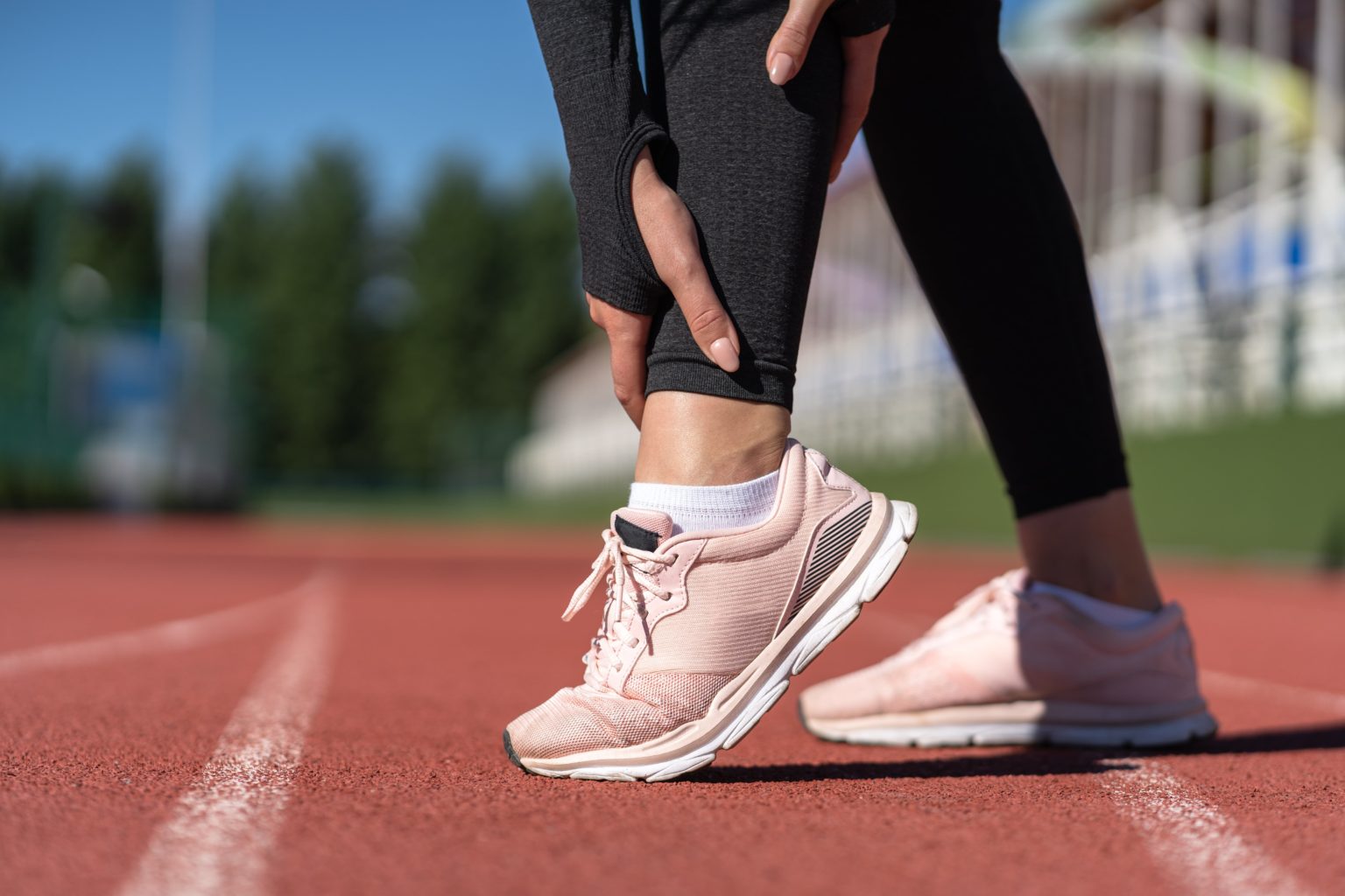 Knee Cartilage Damage Symptoms, Causes and Treatment